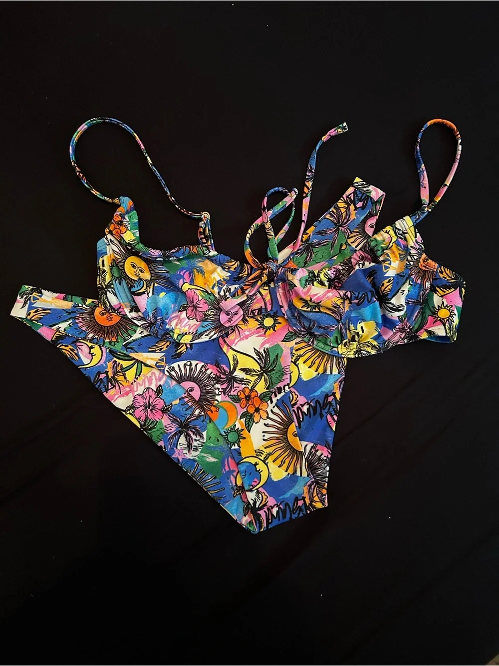 Kulani Kinis x Lexi Hidalgo in Wild Sunchild. Top & Bottom Medium.